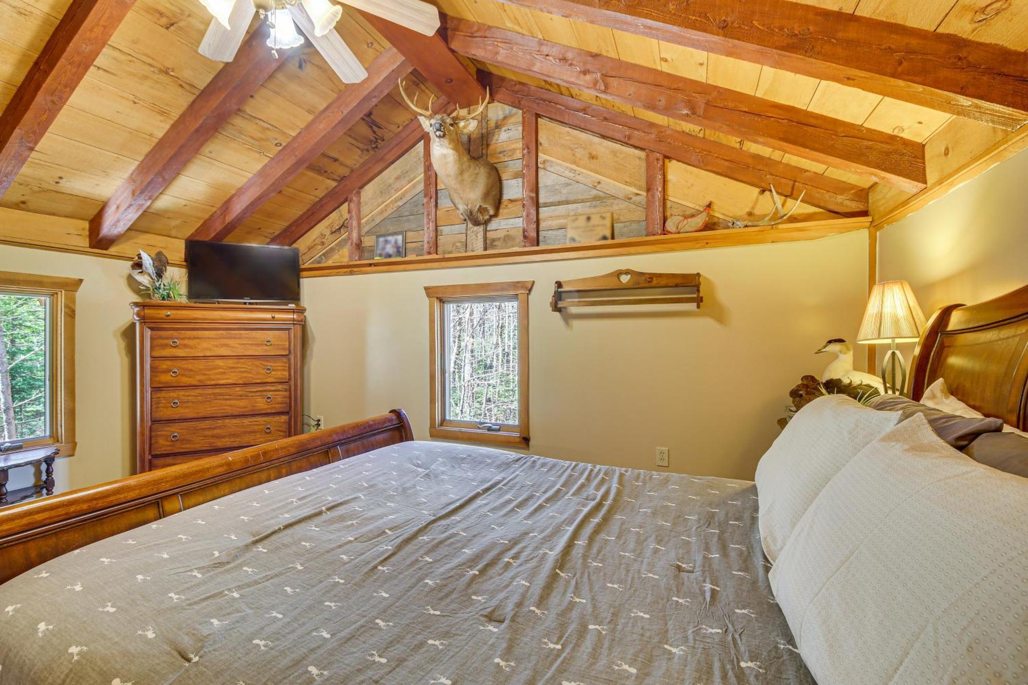 Rustic Searsport Cabin Loft And Sunroom On 10 Acres Exterior photo