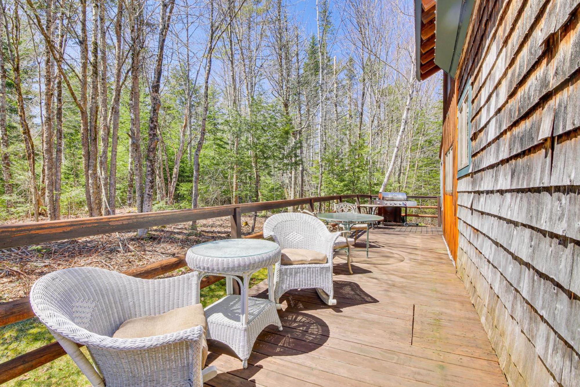 Rustic Searsport Cabin Loft And Sunroom On 10 Acres Exterior photo