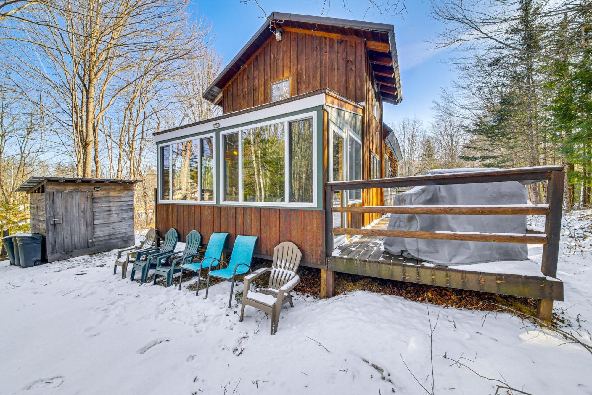 Rustic Searsport Cabin Loft And Sunroom On 10 Acres Exterior photo