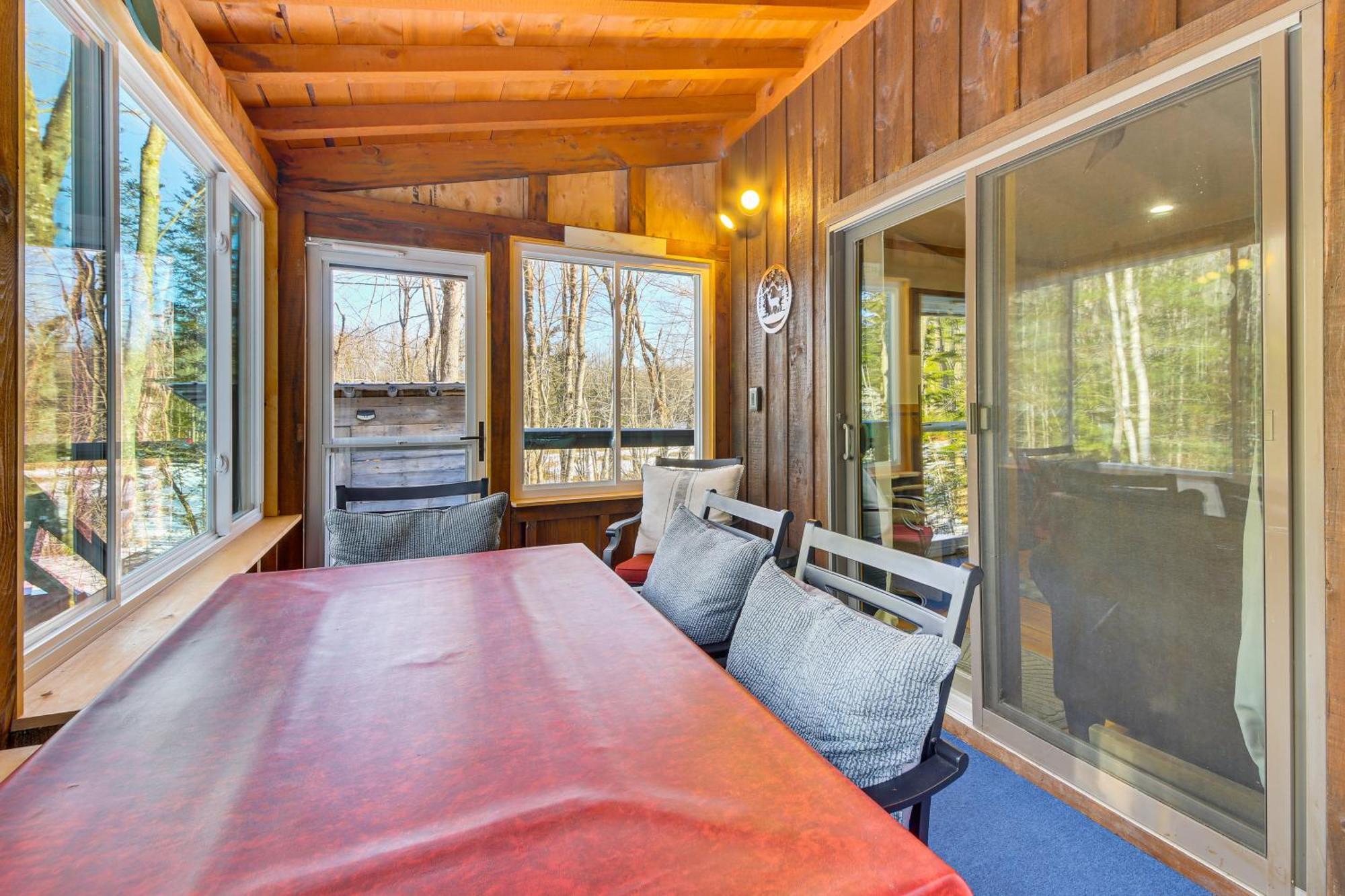 Rustic Searsport Cabin Loft And Sunroom On 10 Acres Exterior photo